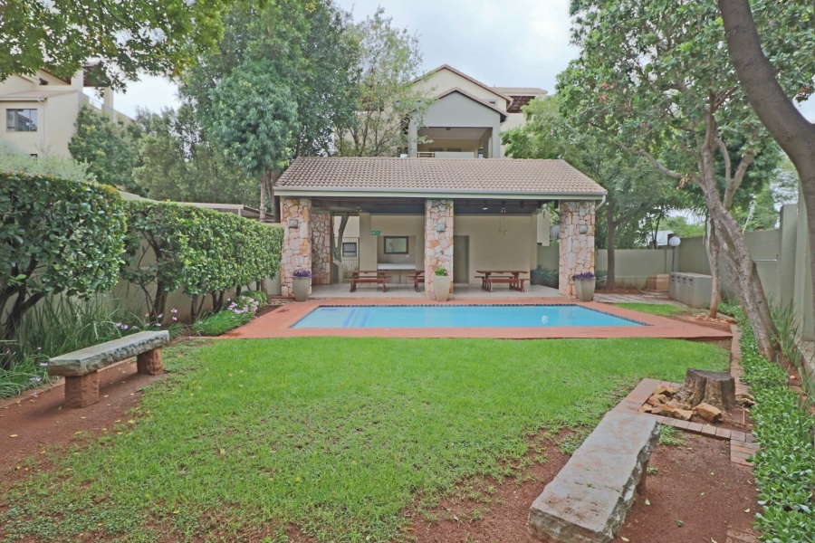 1 Bedroom Property for Sale in Bryanston Gauteng