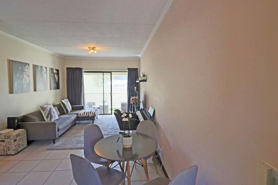 1 Bedroom Property for Sale in Bryanston Gauteng