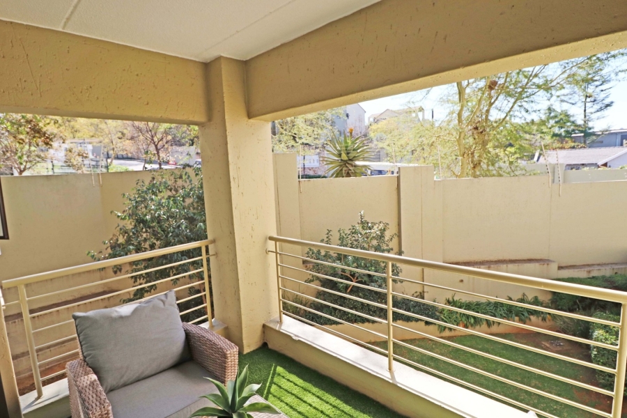 1 Bedroom Property for Sale in Bryanston Gauteng