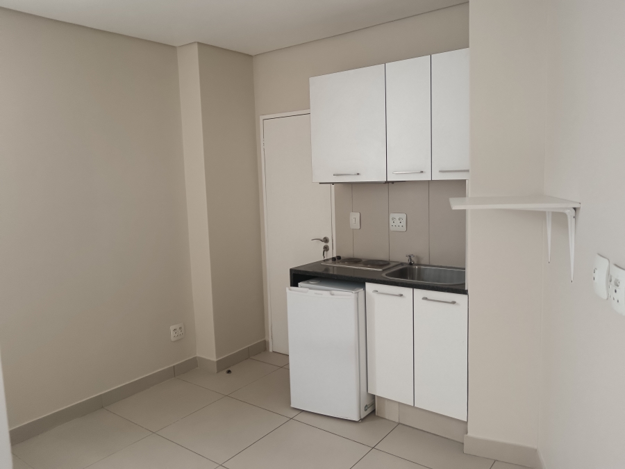 To Let 1 Bedroom Property for Rent in Morningside Gauteng