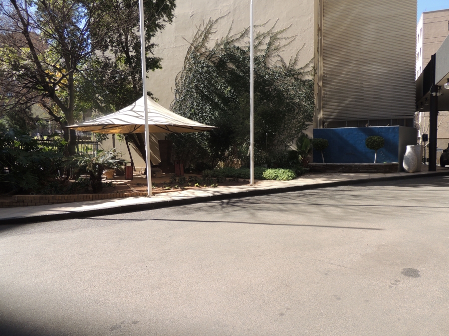 1 Bedroom Property for Sale in Braamfontein Gauteng
