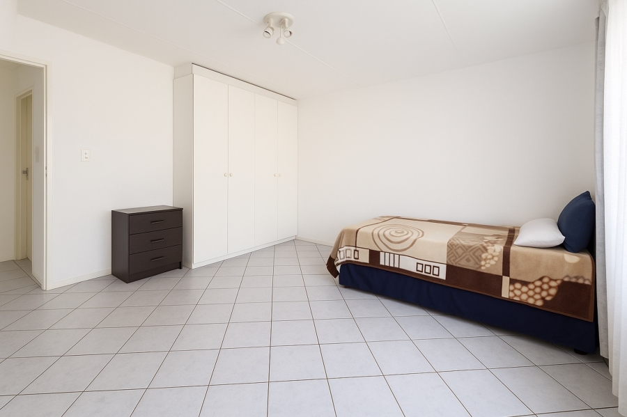 2 Bedroom Property for Sale in Vorna Valley Gauteng