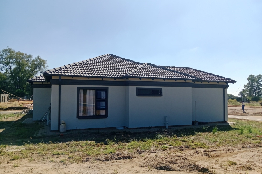 3 Bedroom Property for Sale in Heatherdale AH Gauteng