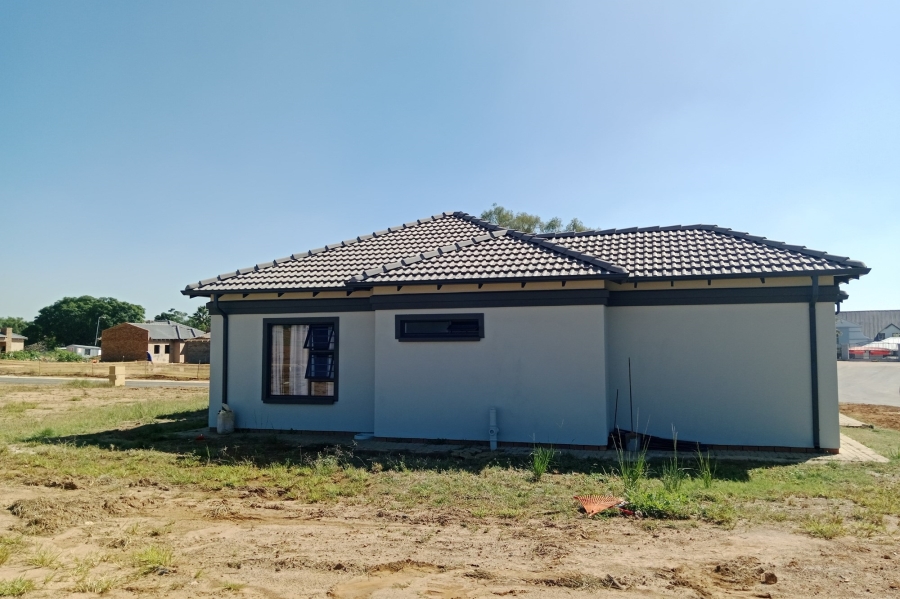 3 Bedroom Property for Sale in Heatherdale AH Gauteng