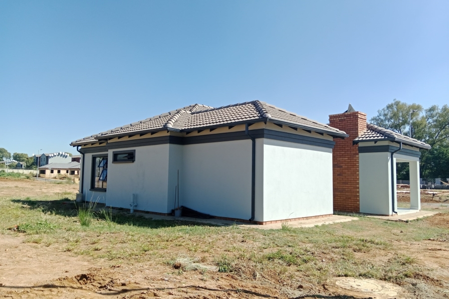 3 Bedroom Property for Sale in Heatherdale AH Gauteng