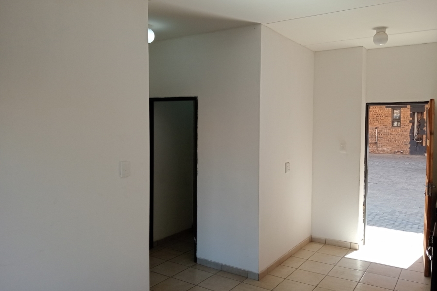 2 Bedroom Property for Sale in Witfield Gauteng