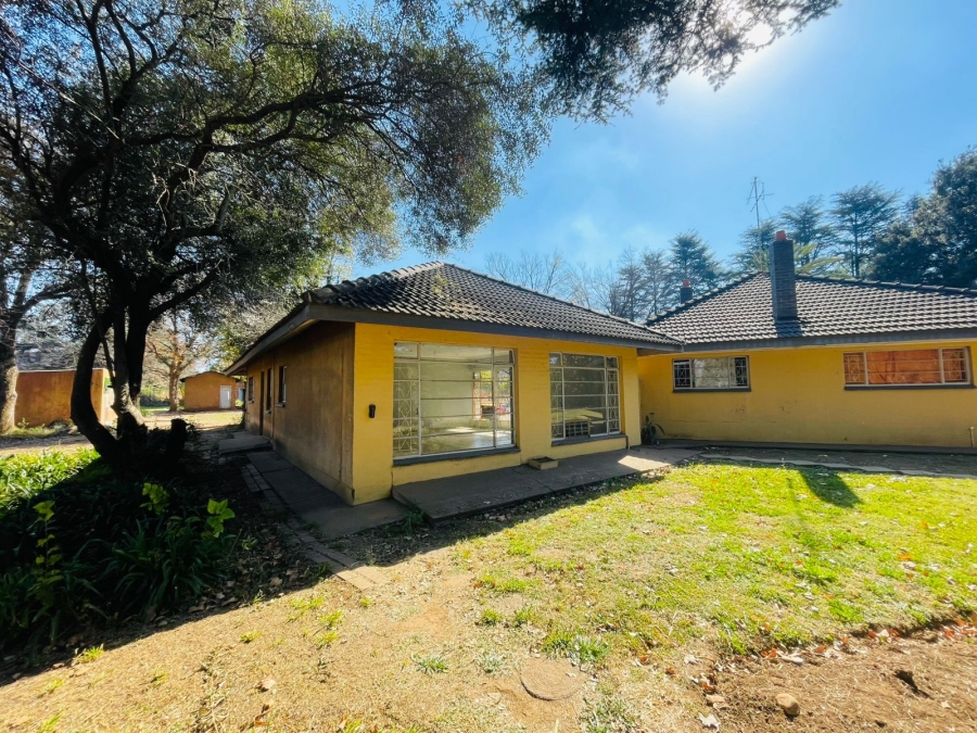4 Bedroom Property for Sale in Unitas Park Gauteng