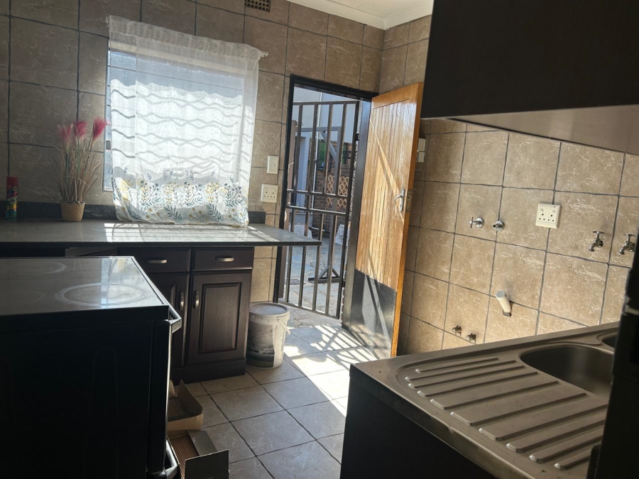 4 Bedroom Property for Sale in Mayville Gauteng