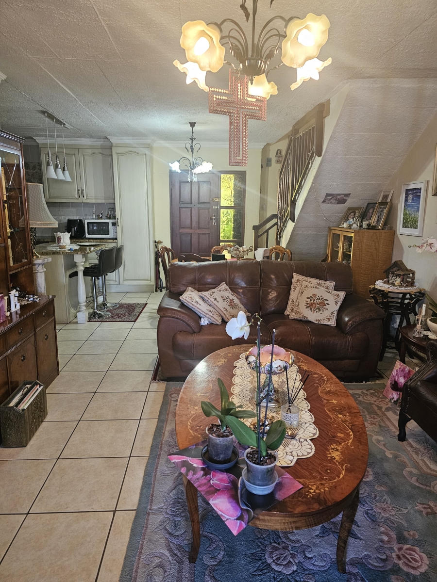 3 Bedroom Property for Sale in Constantia Park Gauteng