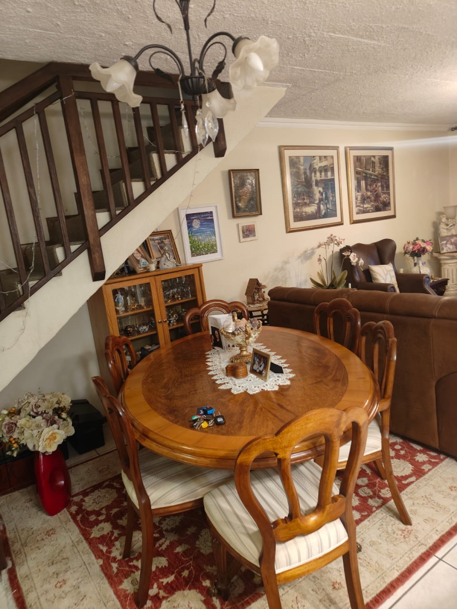 3 Bedroom Property for Sale in Constantia Park Gauteng