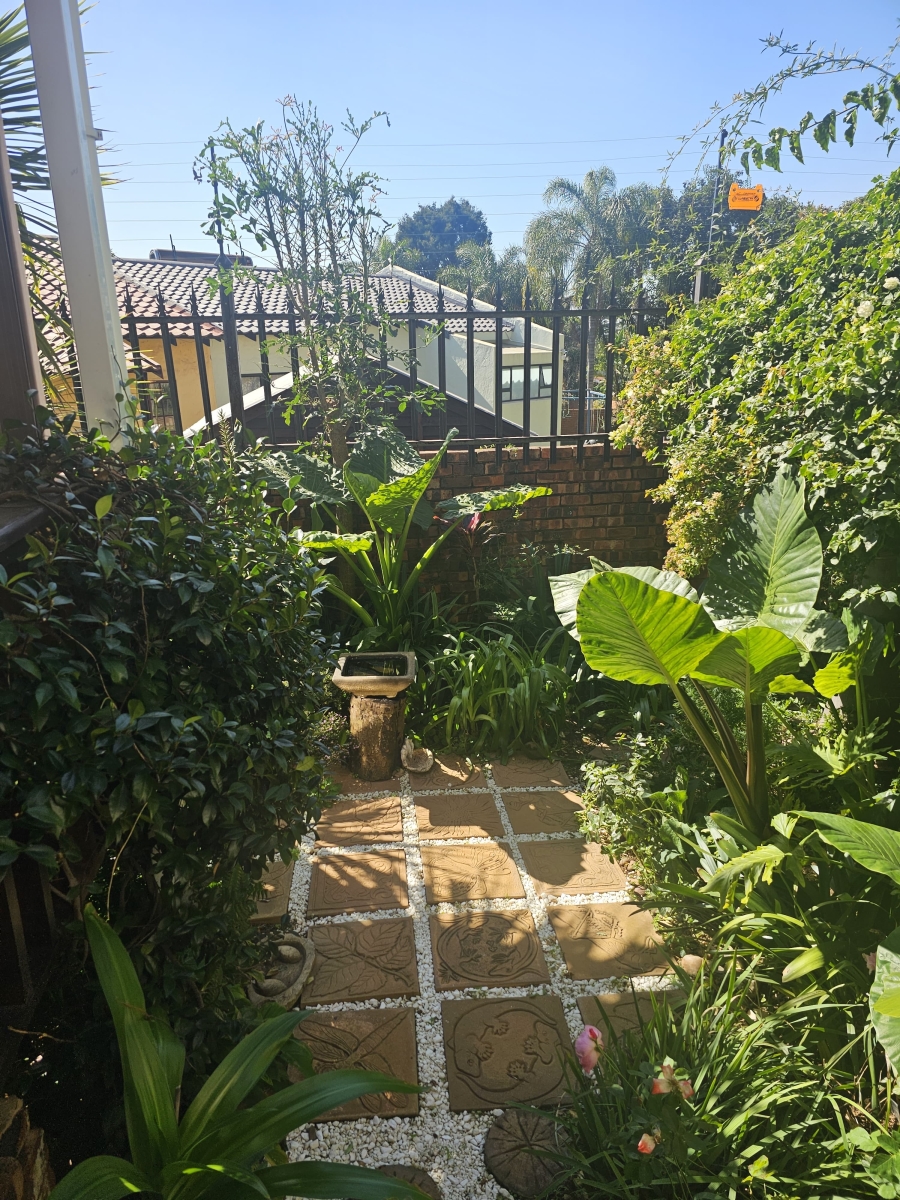 3 Bedroom Property for Sale in Constantia Park Gauteng