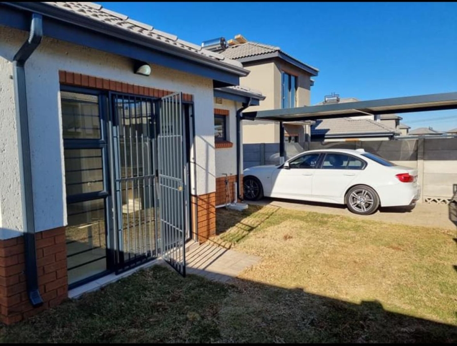 To Let 3 Bedroom Property for Rent in Albertsdal Gauteng
