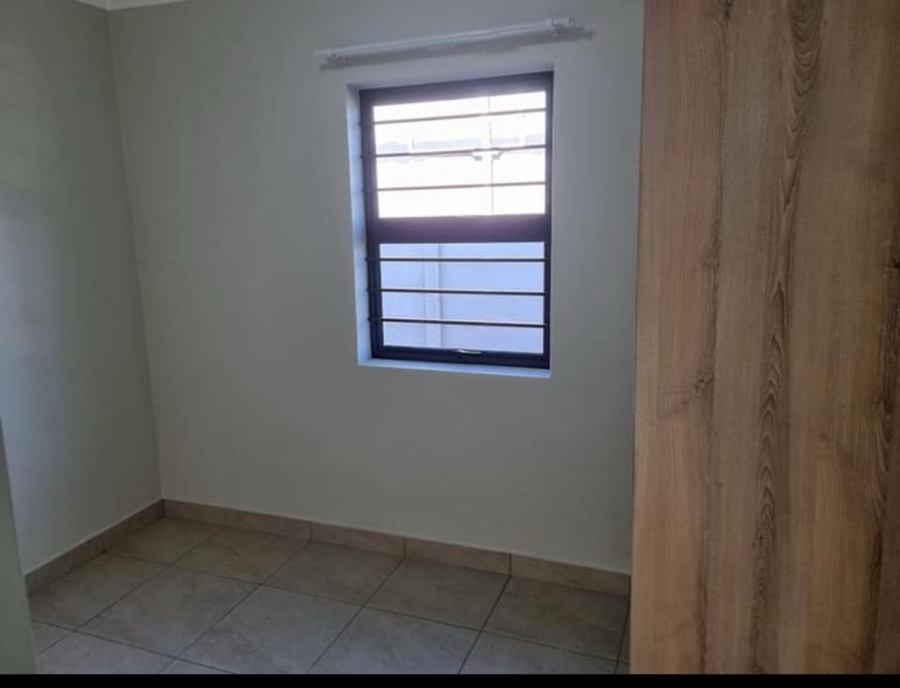 To Let 3 Bedroom Property for Rent in Albertsdal Gauteng
