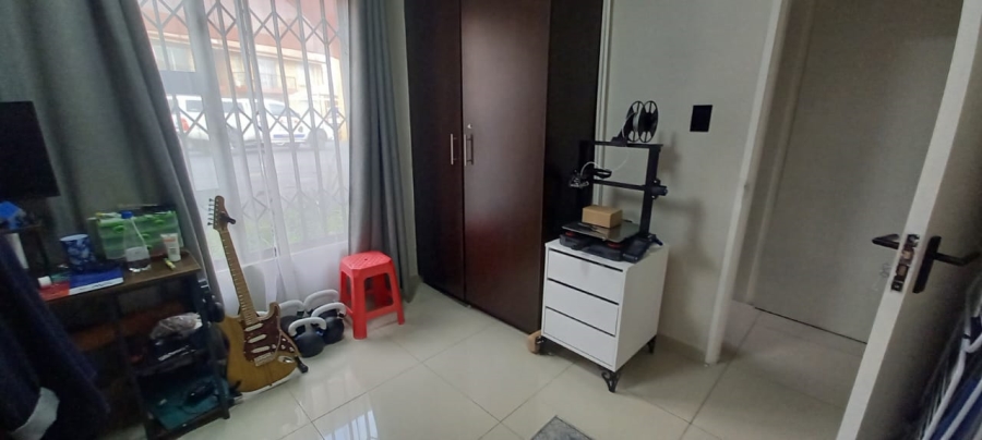 2 Bedroom Property for Sale in Brackendowns Gauteng
