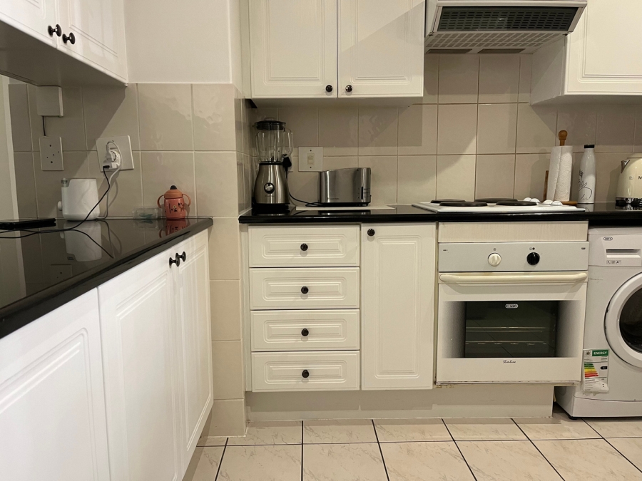 To Let 2 Bedroom Property for Rent in Hyde Park Gauteng