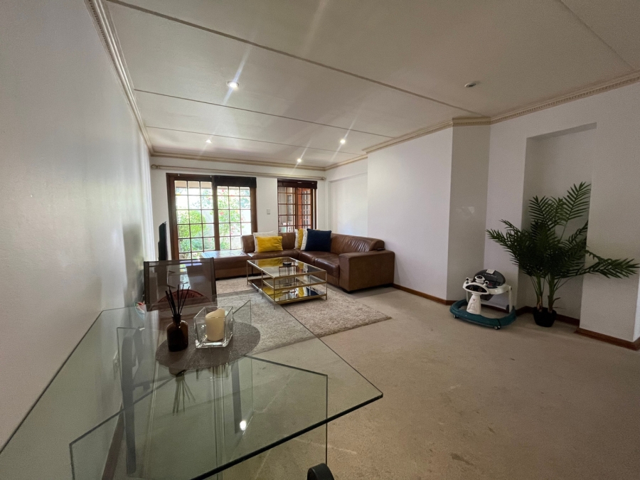To Let 2 Bedroom Property for Rent in Hyde Park Gauteng