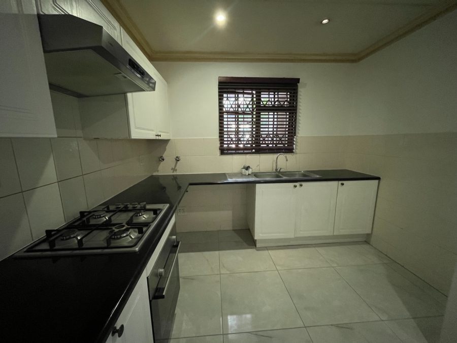 To Let 2 Bedroom Property for Rent in Hyde Park Gauteng