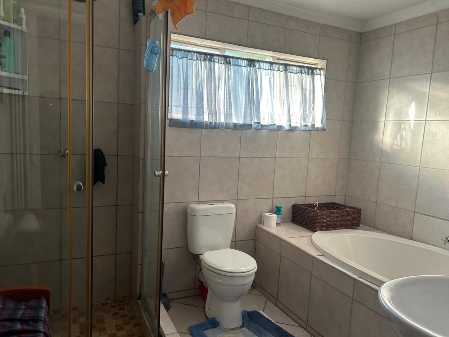 To Let 3 Bedroom Property for Rent in Wonderboom South Gauteng
