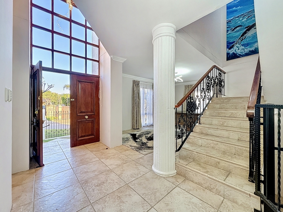 5 Bedroom Property for Sale in Faerie Glen Gauteng