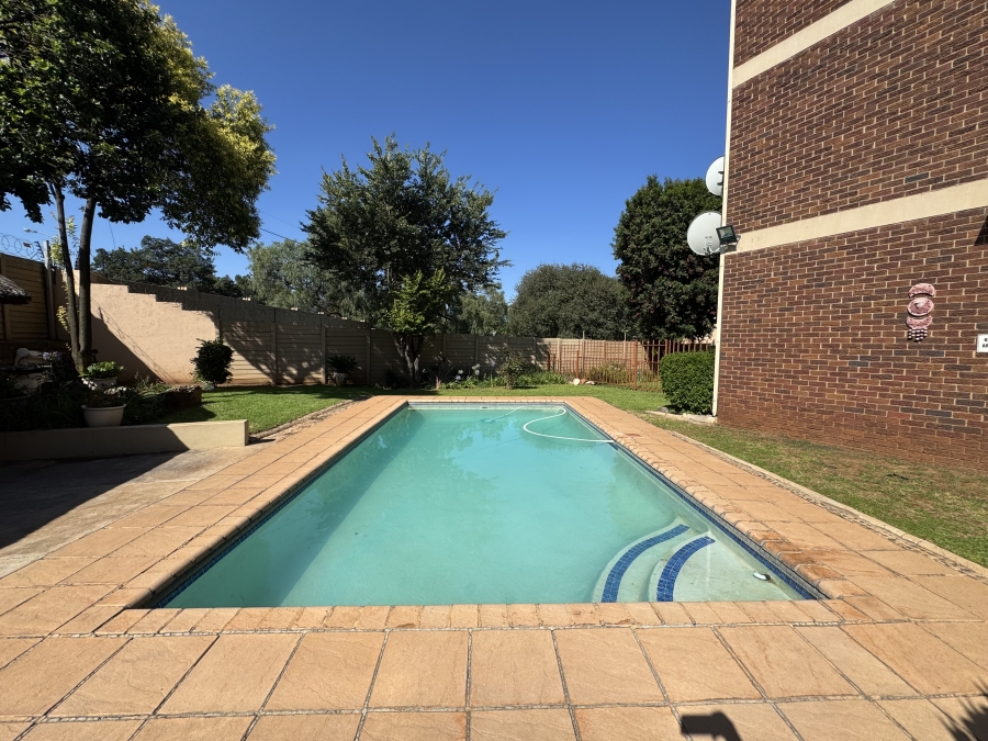2 Bedroom Property for Sale in Denlee Gauteng