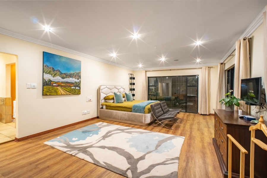 5 Bedroom Property for Sale in Rivonia Gauteng