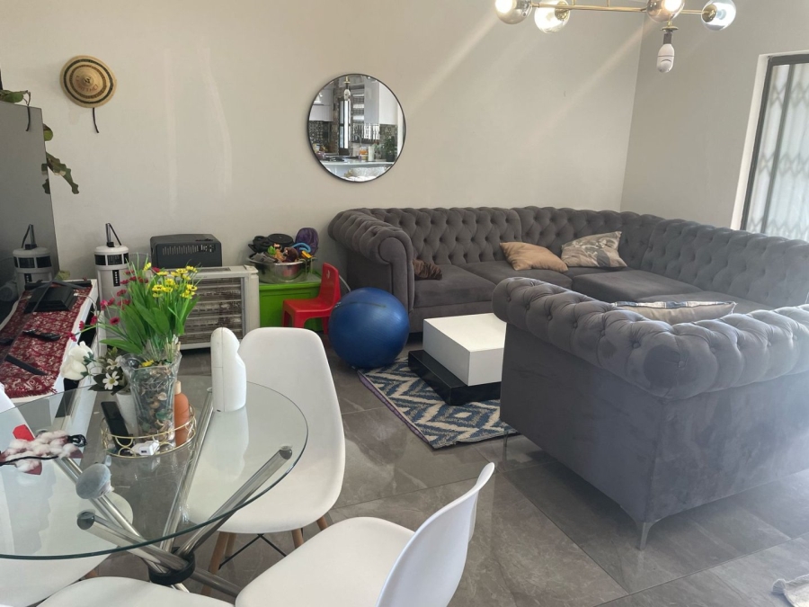 3 Bedroom Property for Sale in Witpoortjie Gauteng