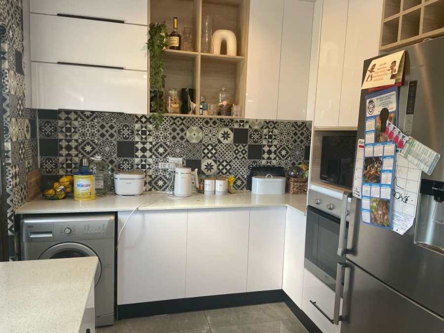 3 Bedroom Property for Sale in Witpoortjie Gauteng