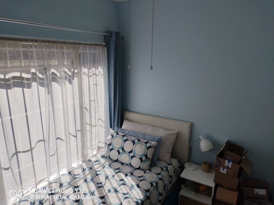 5 Bedroom Property for Sale in Rooihuiskraal Gauteng
