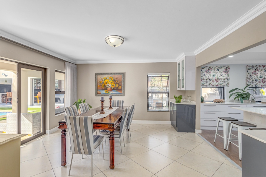 5 Bedroom Property for Sale in Kyalami Estates Gauteng