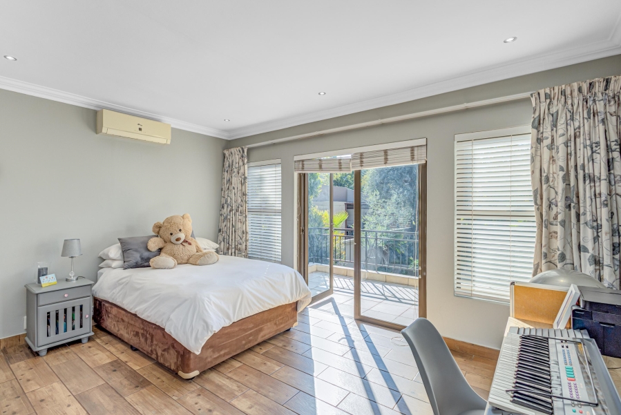 5 Bedroom Property for Sale in Kyalami Estates Gauteng
