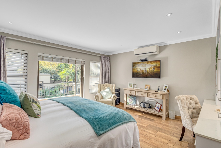 5 Bedroom Property for Sale in Kyalami Estates Gauteng