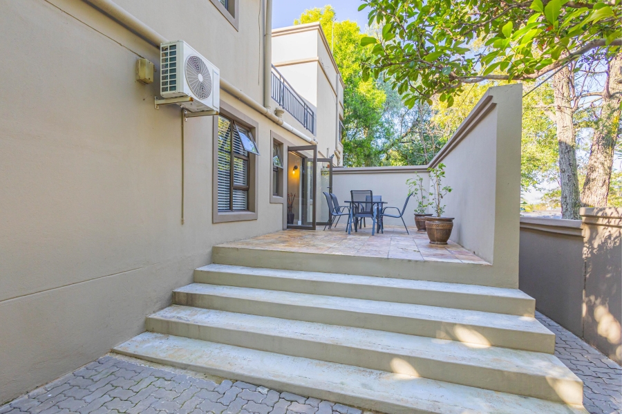 5 Bedroom Property for Sale in Kyalami Estates Gauteng