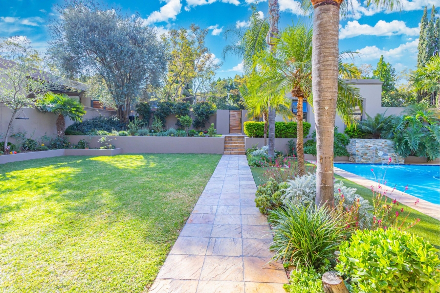 5 Bedroom Property for Sale in Kyalami Estates Gauteng