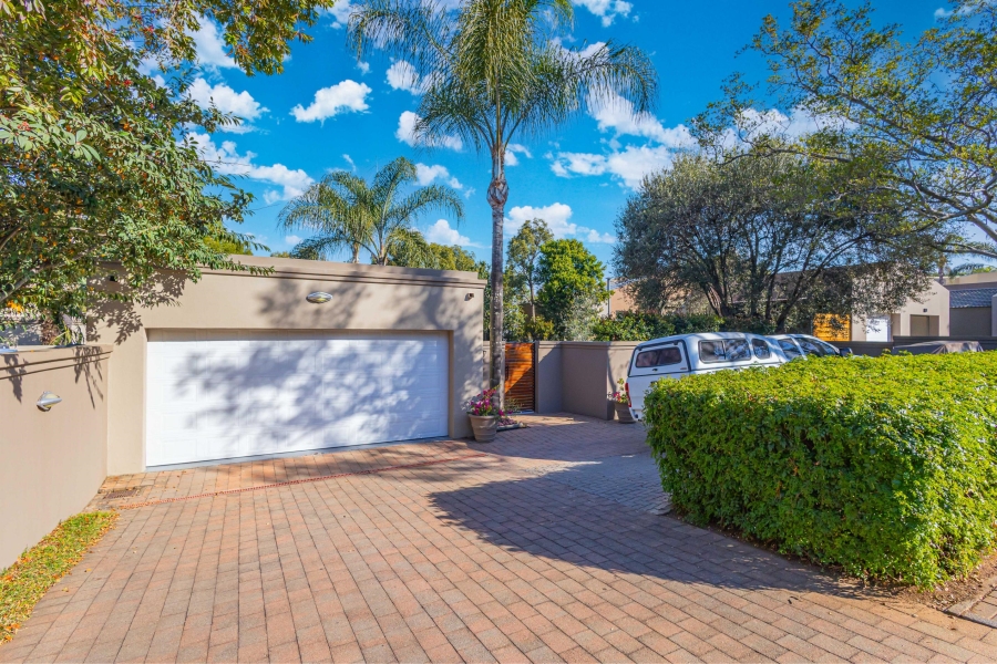 5 Bedroom Property for Sale in Kyalami Estates Gauteng