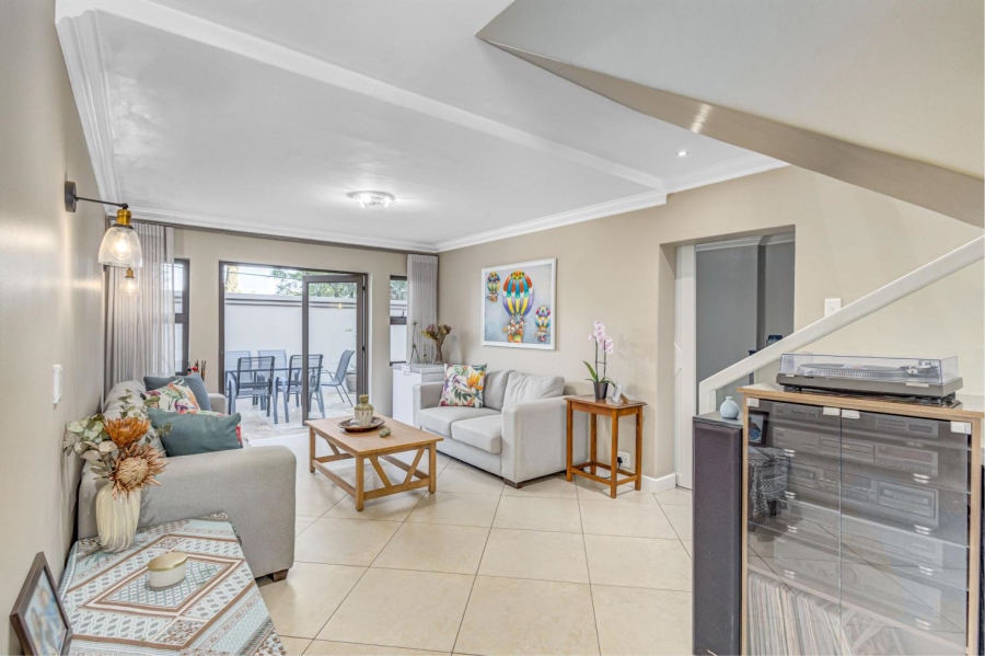 5 Bedroom Property for Sale in Kyalami Estates Gauteng