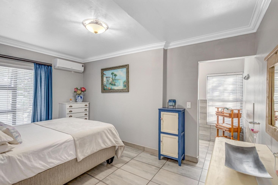 5 Bedroom Property for Sale in Kyalami Estates Gauteng
