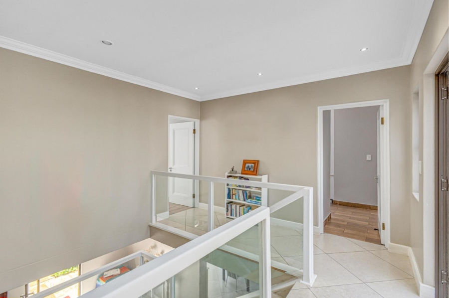 5 Bedroom Property for Sale in Kyalami Estates Gauteng