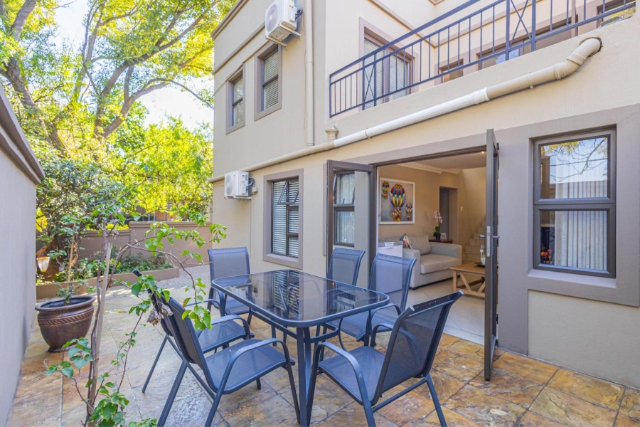 5 Bedroom Property for Sale in Kyalami Estates Gauteng