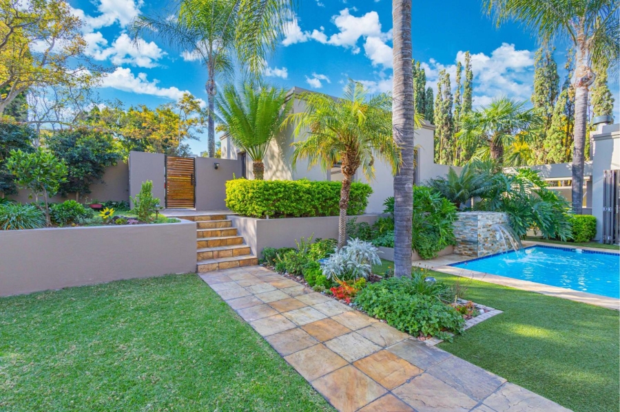 5 Bedroom Property for Sale in Kyalami Estates Gauteng
