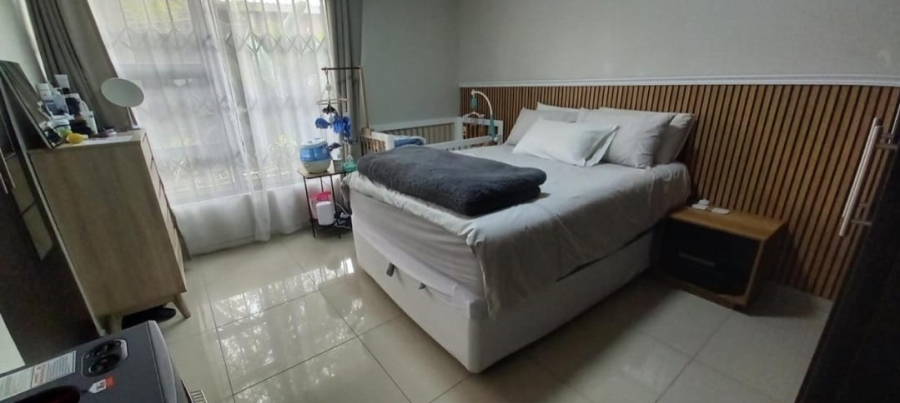 2 Bedroom Property for Sale in Brackendowns Gauteng