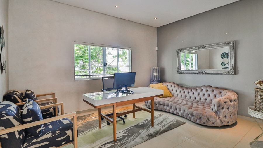 To Let 3 Bedroom Property for Rent in Broadacres Gauteng