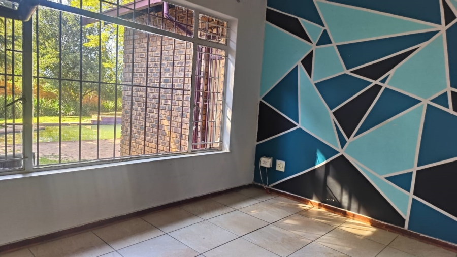 3 Bedroom Property for Sale in Selcourt Gauteng