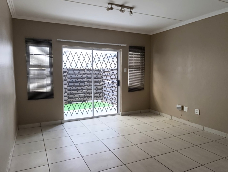 2 Bedroom Property for Sale in Mayberry Park Gauteng