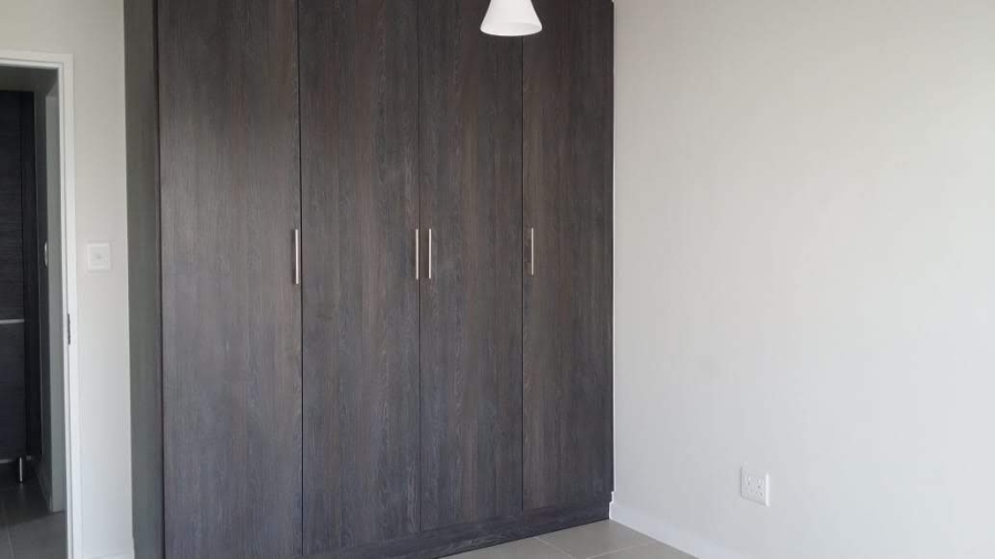 To Let 1 Bedroom Property for Rent in Olivedale Gauteng