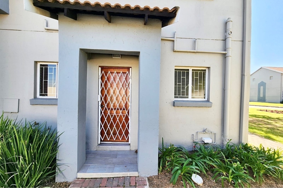 1 Bedroom Property for Sale in Greenstone Hill Gauteng