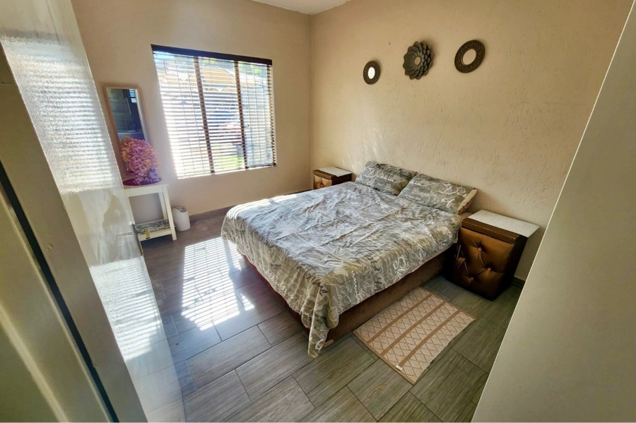 1 Bedroom Property for Sale in Greenstone Hill Gauteng
