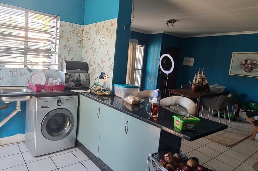2 Bedroom Property for Sale in Oakdene Gauteng