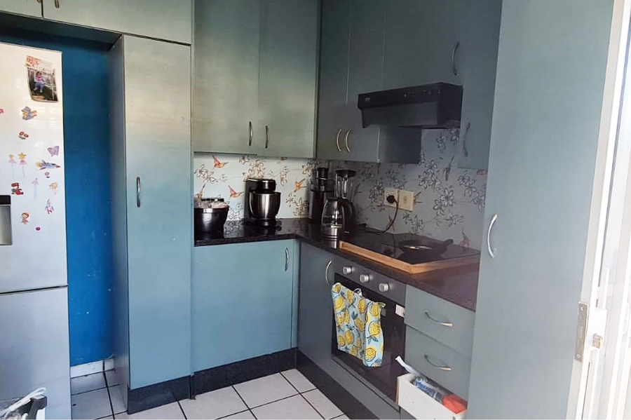 2 Bedroom Property for Sale in Oakdene Gauteng