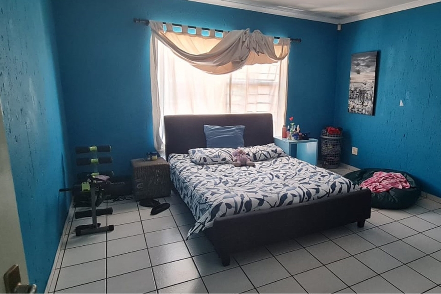 2 Bedroom Property for Sale in Oakdene Gauteng