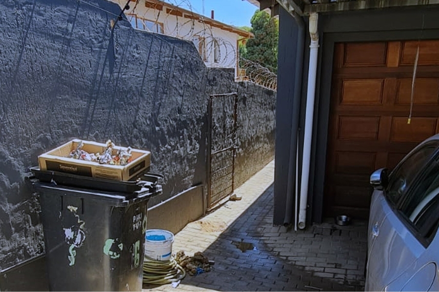 2 Bedroom Property for Sale in Oakdene Gauteng